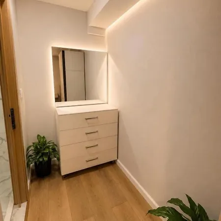 Loft At Liqeni I Thate *